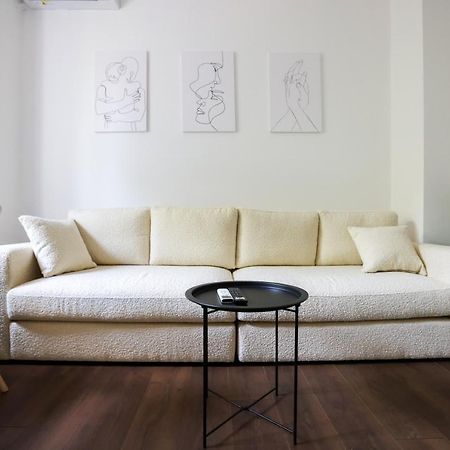 "Middlenest" Central Apartment ติรานา ภายนอก รูปภาพ