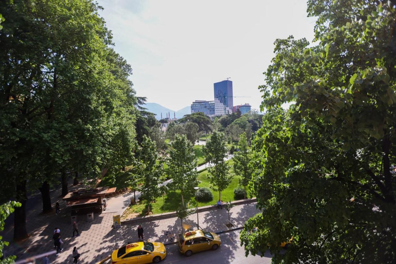 "Middlenest" Central Apartment ติรานา ภายนอก รูปภาพ