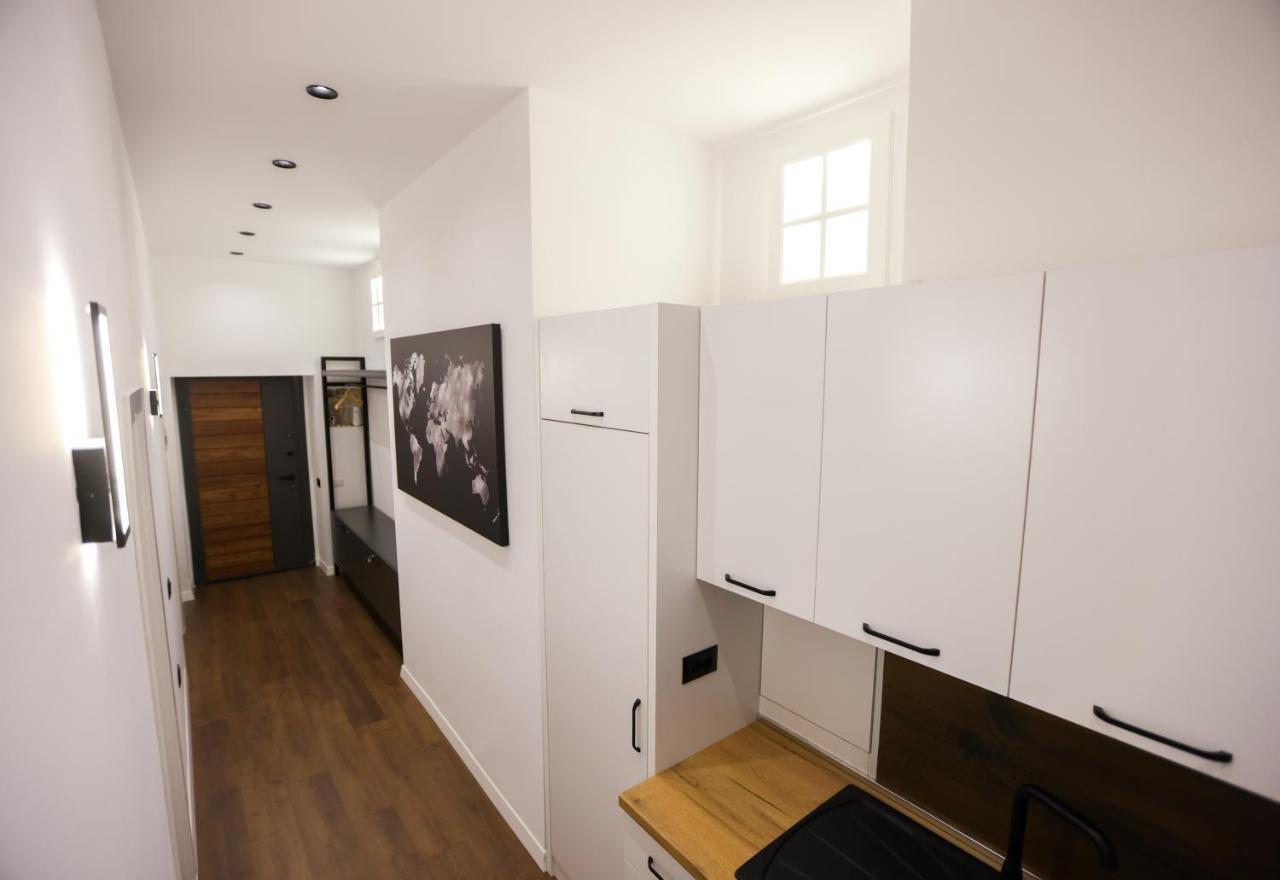 "Middlenest" Central Apartment ติรานา ภายนอก รูปภาพ