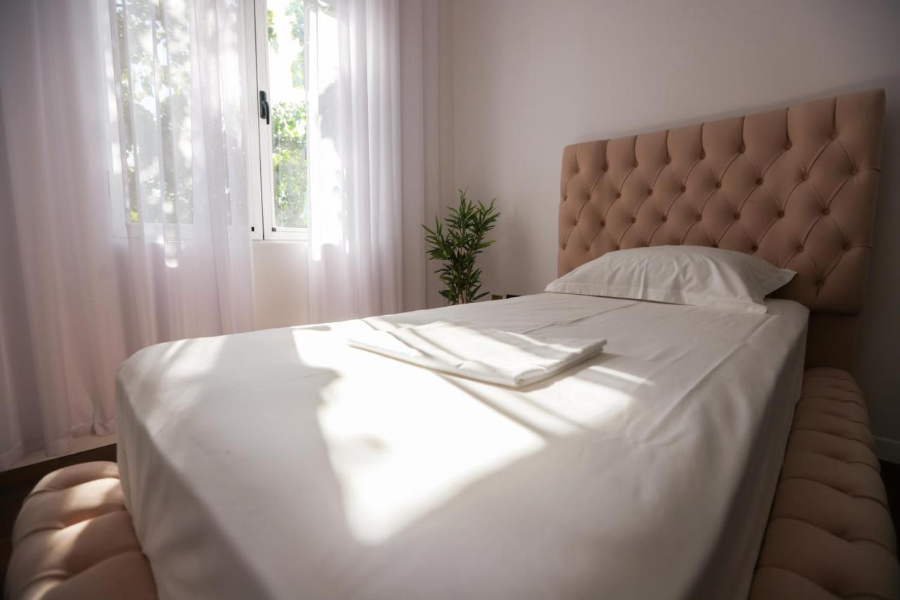 "Middlenest" Central Apartment ติรานา ภายนอก รูปภาพ